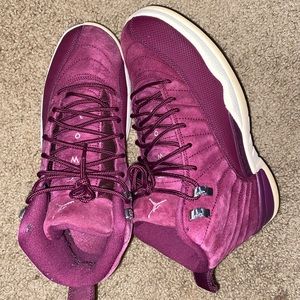 Jordan 12 Retro Bordeaux